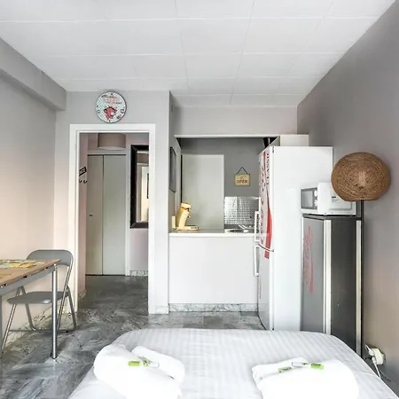 Immogroom - Studio Next To The Beach With Garden - Congress/beach Lägenhet